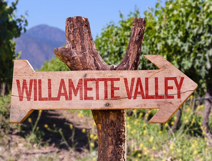 Willamette-Valley-wooden-sign